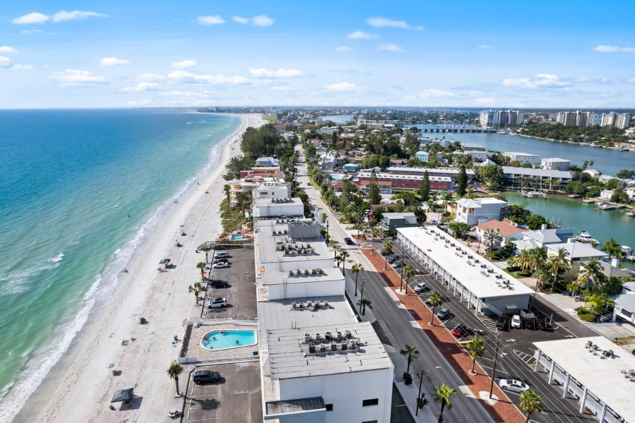 Funshine Sunset Beach St. Pete Beach Exterior foto